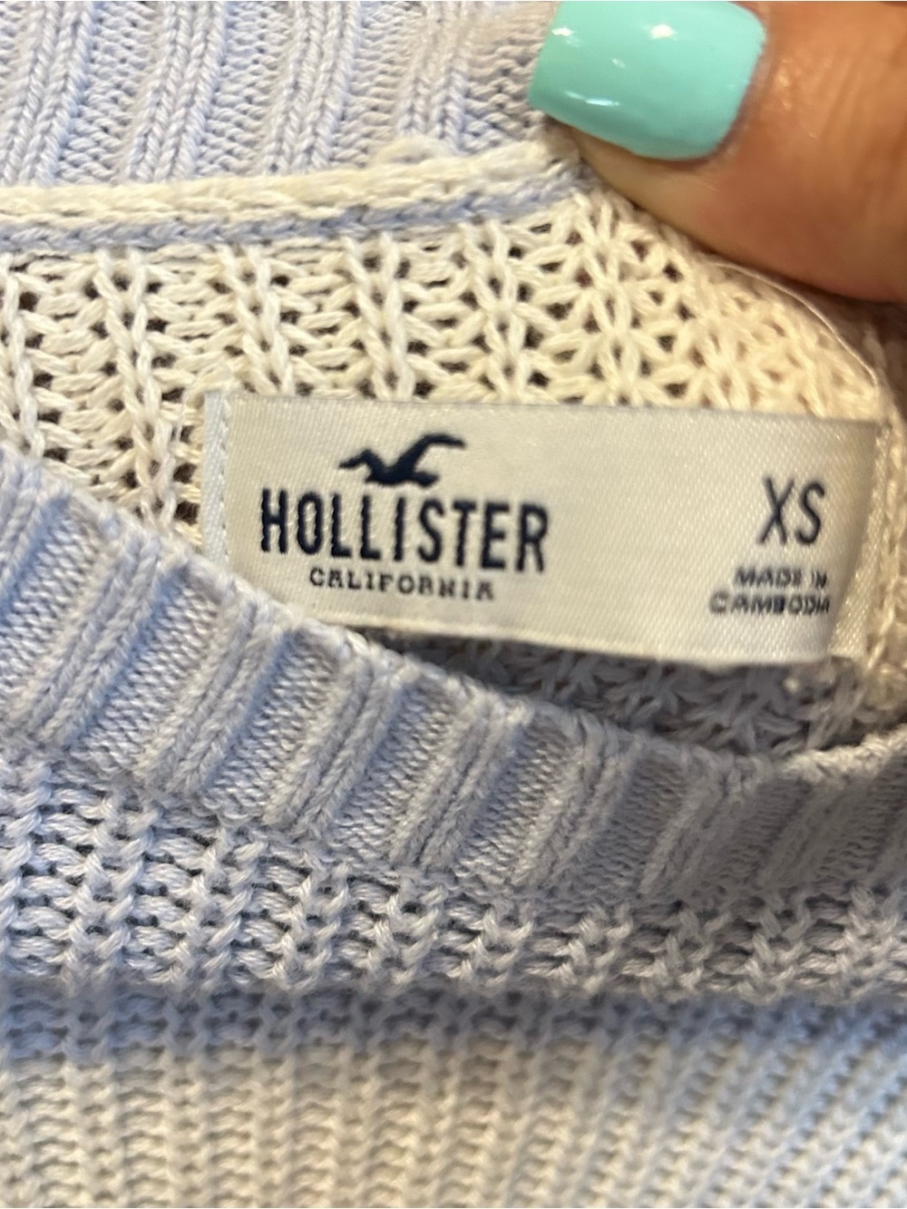 🌸Hollister periwinkle blue and white horizontal striped knit crewneck sweater XS - Picture 6 of 9